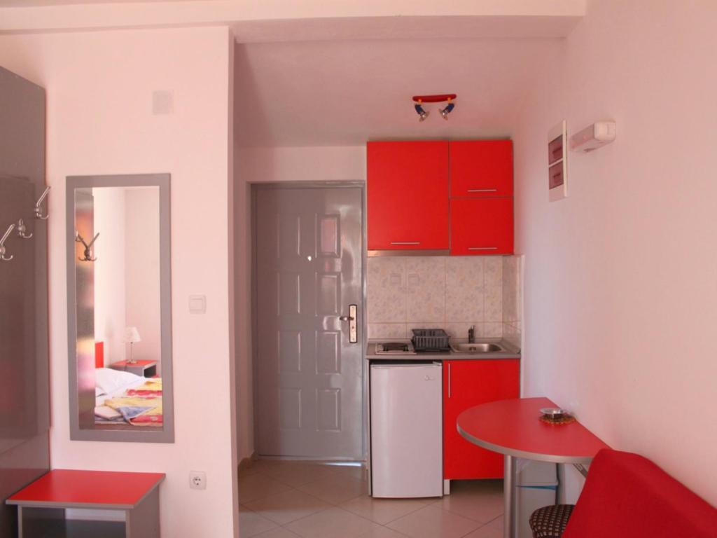Apartments Galija Petrovac na moru Zimmer foto
