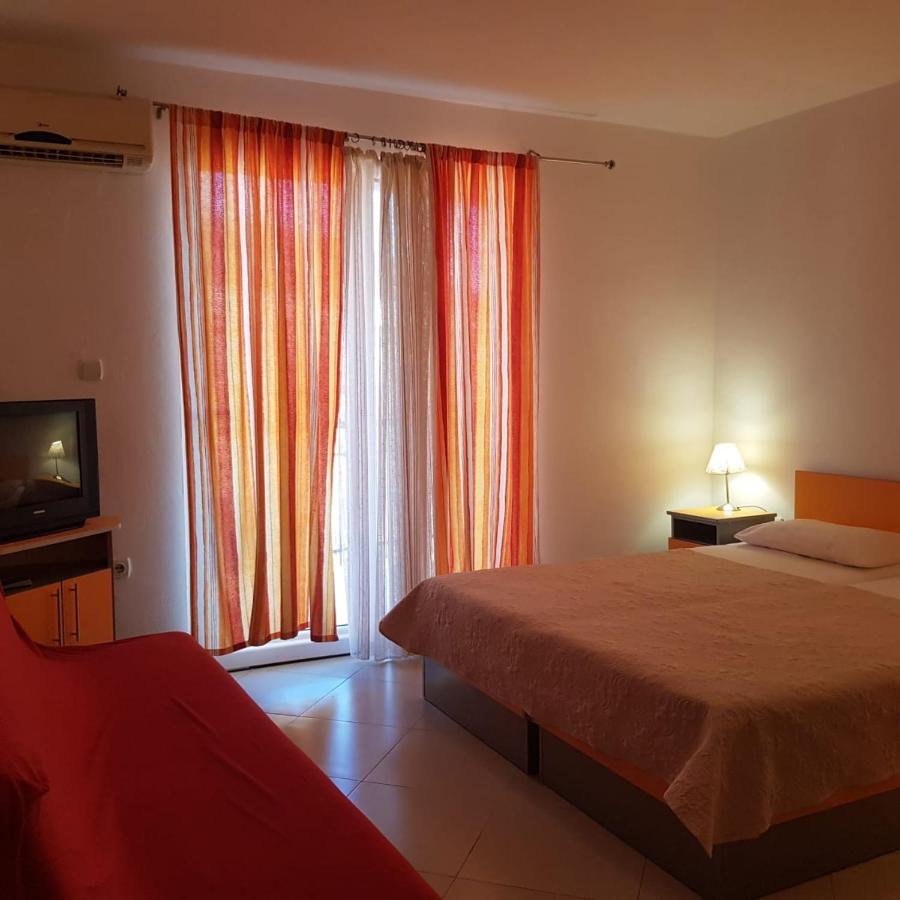 Apartments Galija Petrovac na moru Exterior foto